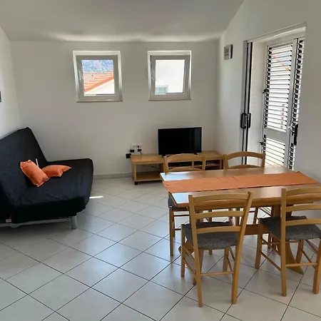 Apartament By The Sea Grebastica - - 24533